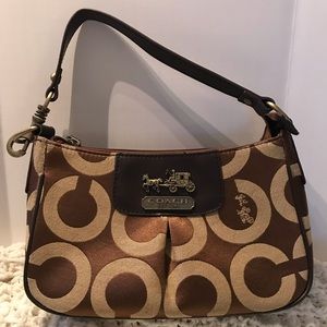 COACH 1941 Vintage Edition Purse. Brown